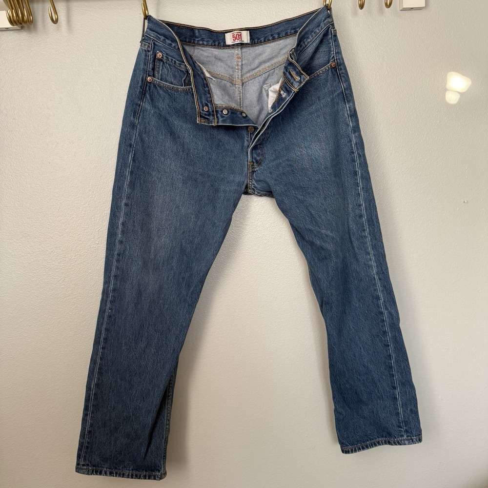 Levi's 501 Men's Straight Leg Button Fly Jeans Denim Medium Washβ 35x32 Classic